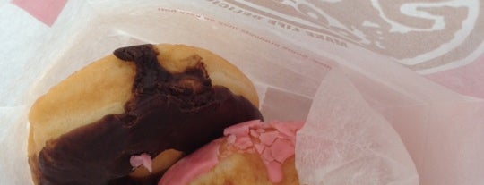 Shipley's Donuts is one of Lugares favoritos de Rita.