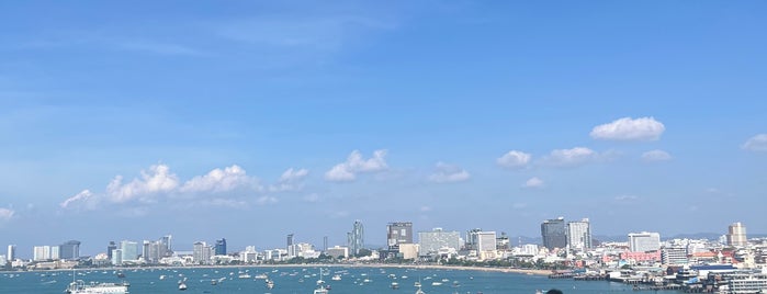 The Pattaya City Sign is one of тай.