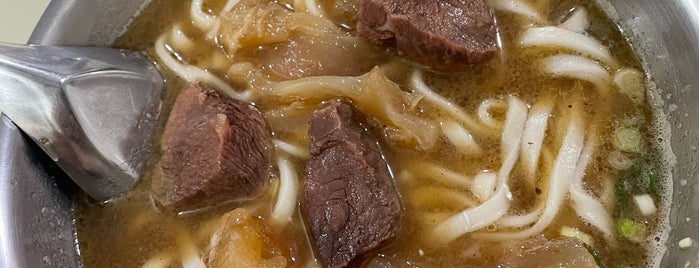 林記燈籠牛肉麵 is one of Beef Noodles.