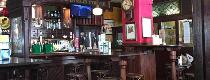 Flaherty's Irish Bar is one of Lugares en los que he estado.