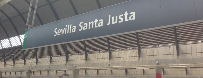 Estación de Sevilla-Santa Justa is one of Estaciones de Tren.