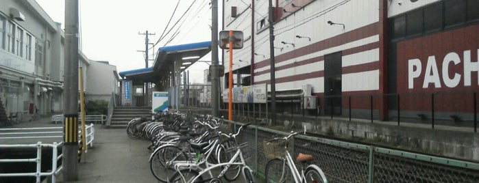 Nishiizumi Station is one of 昭和通り(石川県道146号金沢停車場南線).