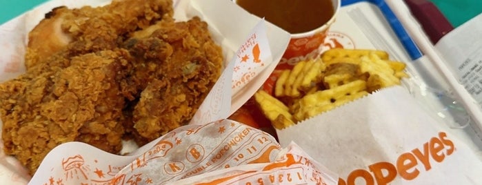 Popeyes Louisiana Kitchen is one of Lieux qui ont plu à ace.