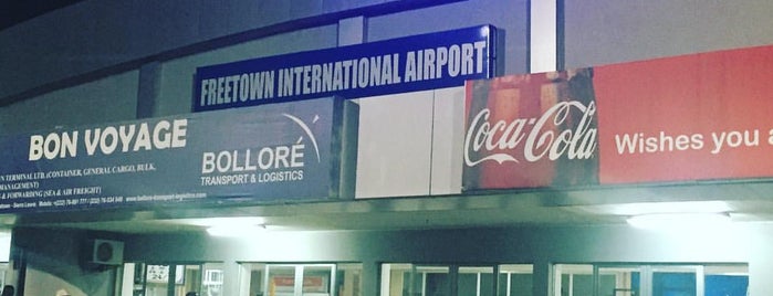 Freetown-Lungi International Airport (FNA) is one of Aéroport.