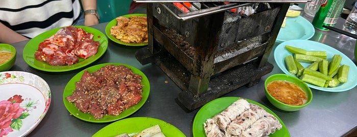 Quán Nướng Bảy Nở is one of Maxk's Favorite Food.