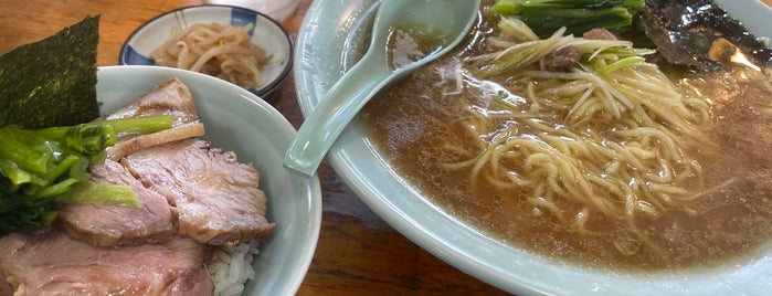 ラーメンショップ 古川店 is one of 中華とラーメン.