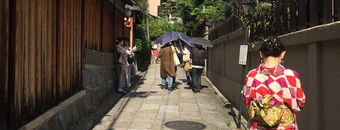 Ishibei-koji Alley is one of [To-do] Japan.