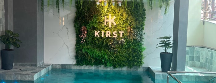 Hotel Kirst - Bar is one of สถานที่ที่ Káren ถูกใจ.