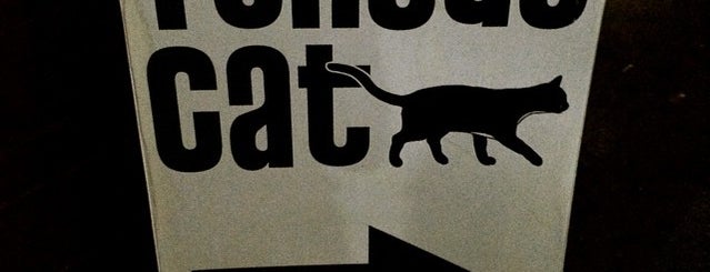 Tuxedo Cat is one of Lugares favoritos de Ben.