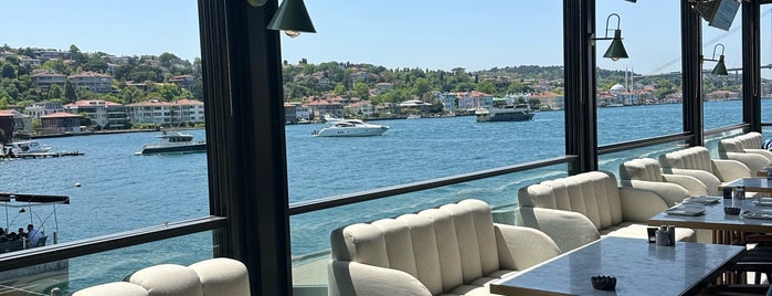 Maa Lounge is one of İstanbul.