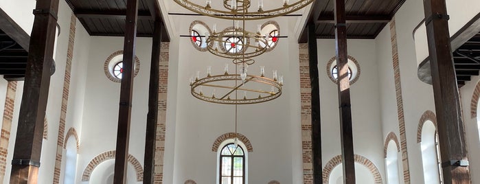 Aziz Panteleimon Kilisesi is one of Bursa Tarihi Yerleri ve Mekanları.