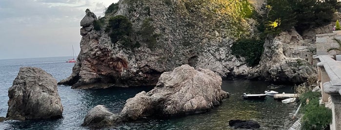 Dubrovnik West Harbour is one of Dubrovnik 2019.