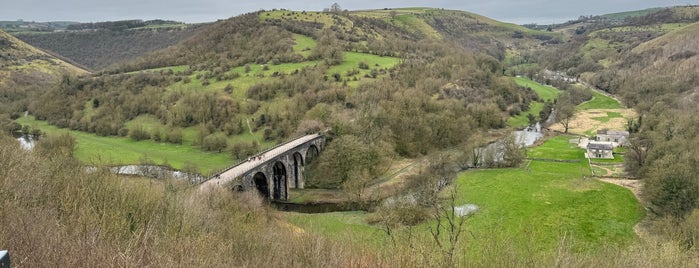 Monsal Head Viewpoint is one of Places to try.