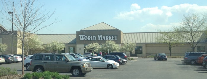 World Market is one of Lugares favoritos de Travis.