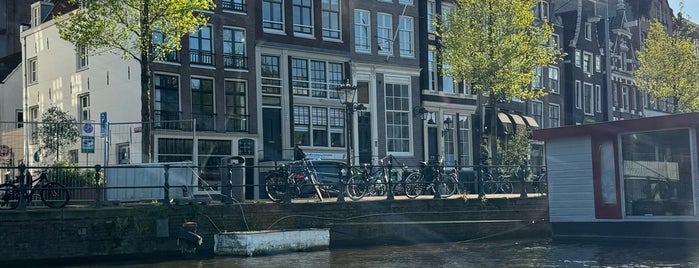 Amsterdam Canal Cruises is one of Amsterdam to try.