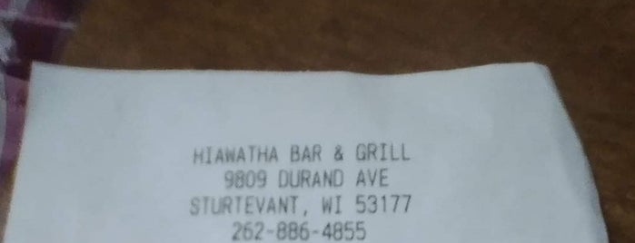 Hiawatha Bar and Grill is one of Tracy’s Liked Places.