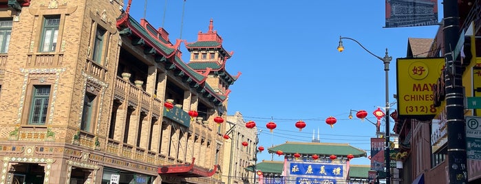 Chinatown Gate is one of The 13 Best Monuments in Chicago.