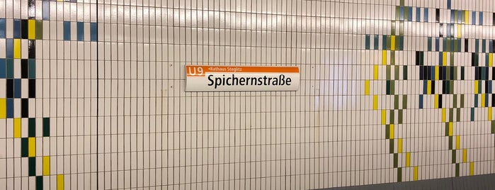 U Spichernstraße is one of Berliner Bahnhöfe.