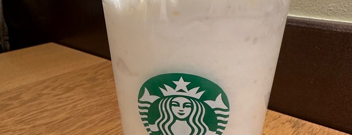 Starbucks is one of 滋賀県のスタバ.