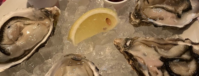 Grand Central Oyster Bar & Restaurant is one of お気に入りリスト.