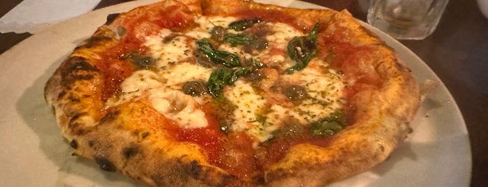 PIZZERIA ICHIROTEI is one of Find My Tokyo.