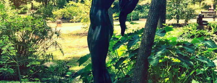 Umlauf Sculpture Garden is one of Locais salvos de Jackie.