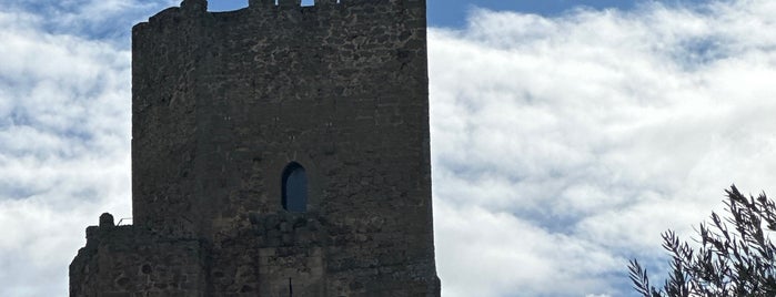 Castelo de Algoso is one of Fora do Grande Porto.