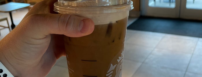 Starbucks is one of Eric : понравившиеся места.