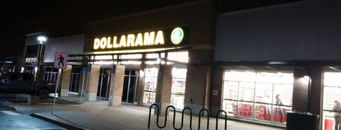 Dollarama is one of สถานที่ที่ Dan ถูกใจ.