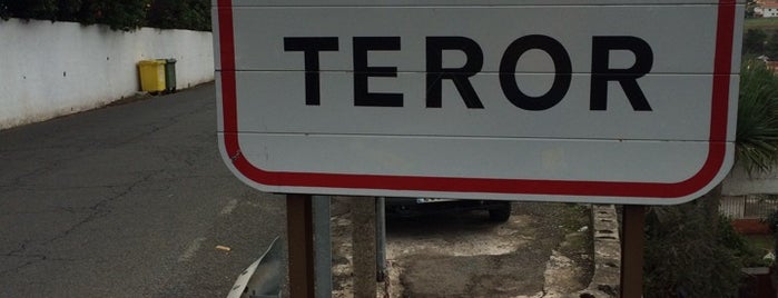 Teror is one of Las Palmas.
