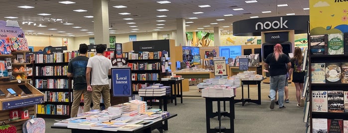 Barnes & Noble is one of To visit.