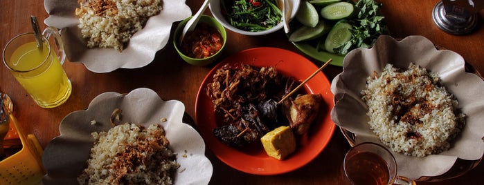 Warung Inul 2 is one of Bandung Culinary.