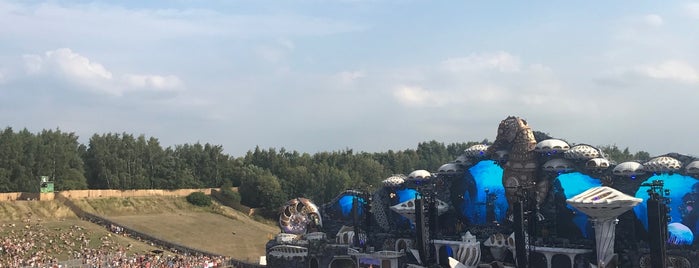 B2B Stage is one of Tomorrowland.