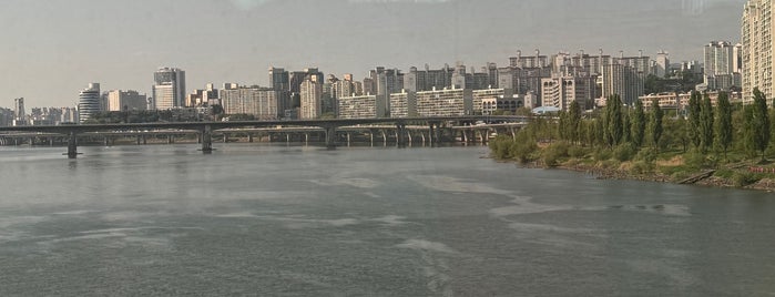 숙대입구역 is one of Trainspotter Badge - Seoul Venues.