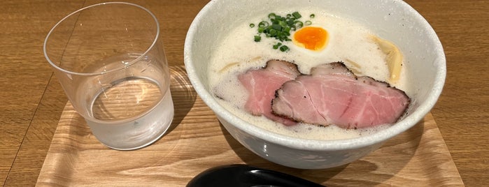 ラーメン家 みつ葉 あべの出張所 is one of 麺リスト / ラーメン・つけ麺.