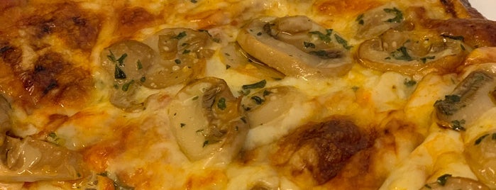 Pizza SLICE is one of Tokyo Pizza.