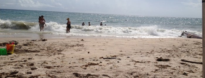 Humiston Park Beach is one of VERO BEACH, FL.