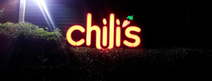 Chili's Grill & Bar is one of Locais curtidos por Lamya.