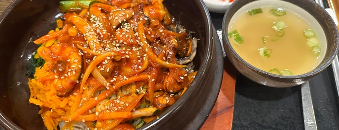 Bonjuk Korean Traditional Porridge Restaurant is one of AZN.