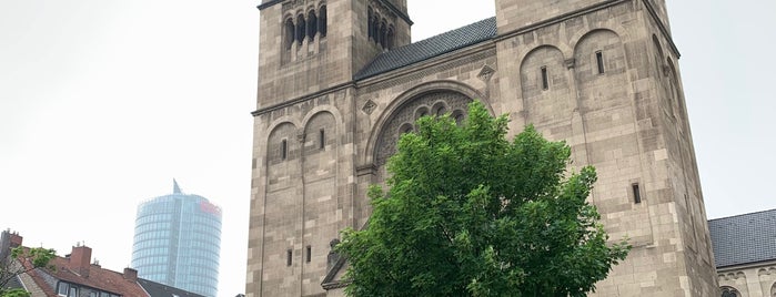 St. Adolfus is one of Düsseldorf 🇩🇪.