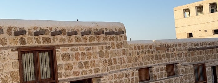 Al Wajh Historic District is one of Lieux sauvegardés par Ahmad🌵.