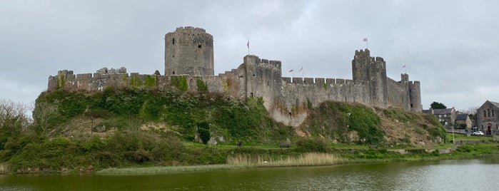 Castillo de Pembroke is one of Wales.