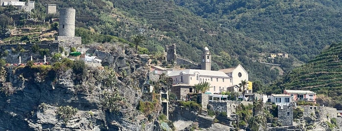 Portovenere To Cinque Terre Ferry is one of LUOGHI VISITATI.
