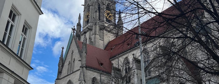 St. Paul is one of Munich.