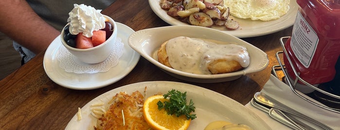 Tofanelli's Gold Country Bistro is one of Restaurants to Visit.