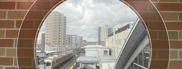 Fujieda Station is one of 東海道本線(JR東海).