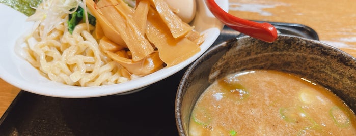 らぅ麺 ガラ喰楽学校 is one of ラーメン馬鹿.