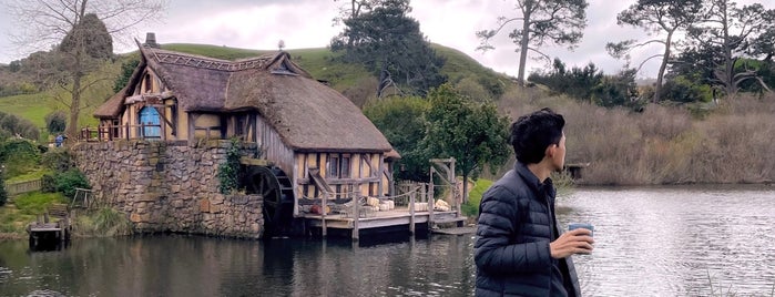 Hobbiton Movie Set & Farm Tours is one of New Zealand. Places.