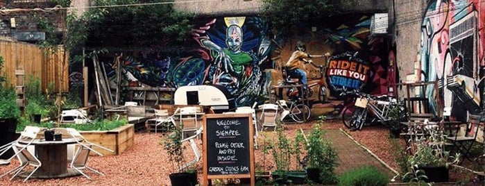 Siempre Bicycle Cafe is one of Glasgow coffee to-do.