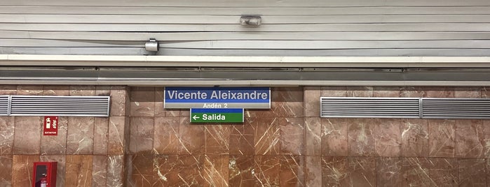 Metro Vicente Aleixandre is one of Paradas de Metro en Madrid.